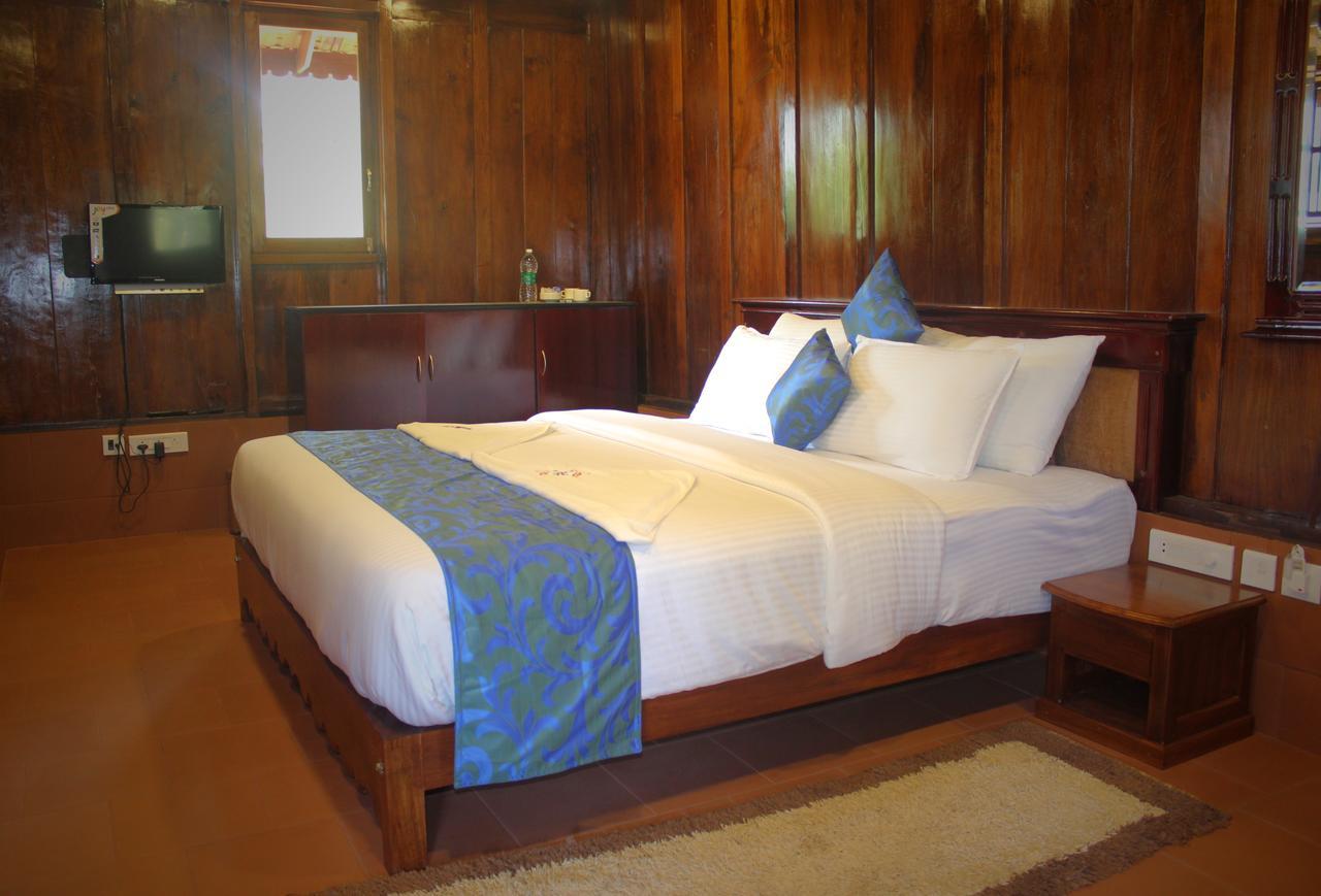 Kalppavanam Heritage Resort 테카디 외부 사진